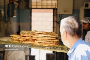 کشف ۴۷ کیسه آرد یارانه‌ای از چنگ متخلفان/ مهر پلمب بر نانوایی در فردیس