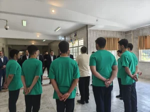 بازدید ۴ ساعته رئیس سازمان زندان‌ها از کانون اصلاح و تربیت تهران/ تأکید بر لزوم برنامه‌ریزی برای مراقبت‌های پس از آزادی مددجویان