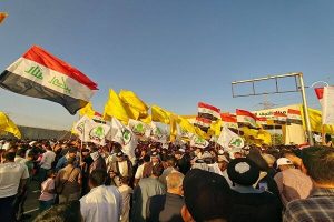 خیزش عراقی‌ها در محکومیت توقف پروازهای ایران+فیلم