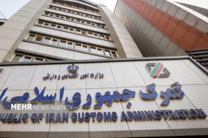 توافق ایران و ترکیه برای تردد شبانه‌روزی کامیون‌ها در مرز رازی