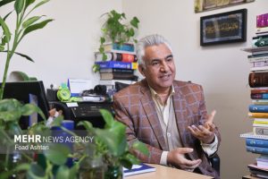 حافظ ستاره‌شناس نبود، این همه رمز نجومی در غزل‌هایش از کجا آمده است؟