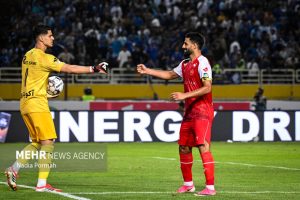 رضایت حدادی از رختکن پرسپولیس؛ قدیمی‌ها حالا ماندنی شدند!