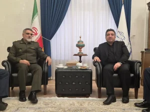 قدردانی معاون حقوقی ارتش از اقدامات سازمان ثبت در حدنگاری اراضی نیرو‌های مسلح