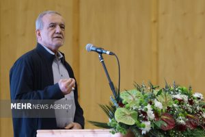 پزشکیان: ایران زیر بار زور نمی‌رود؛ با صلابت به مسیر خود ادامه می‌دهیم