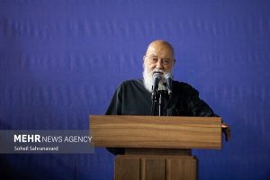 چمران: آمریکا باید از منطقه خارج شود